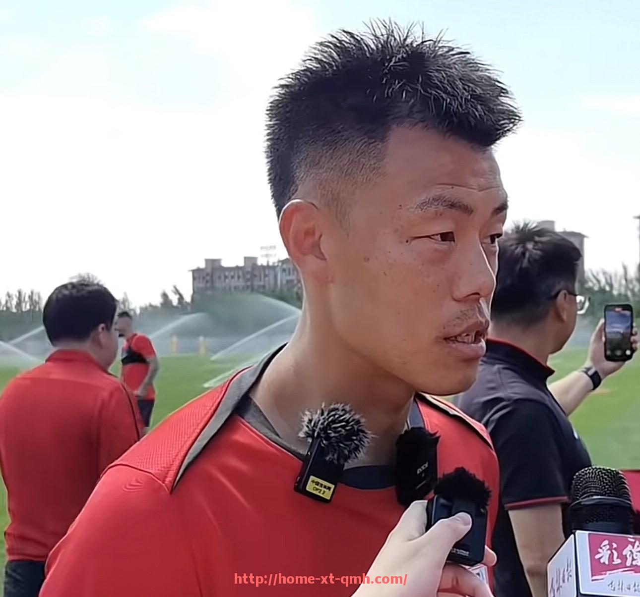 球盟会官网-2002年欧冠赛季的重要比赛与冠军回顾